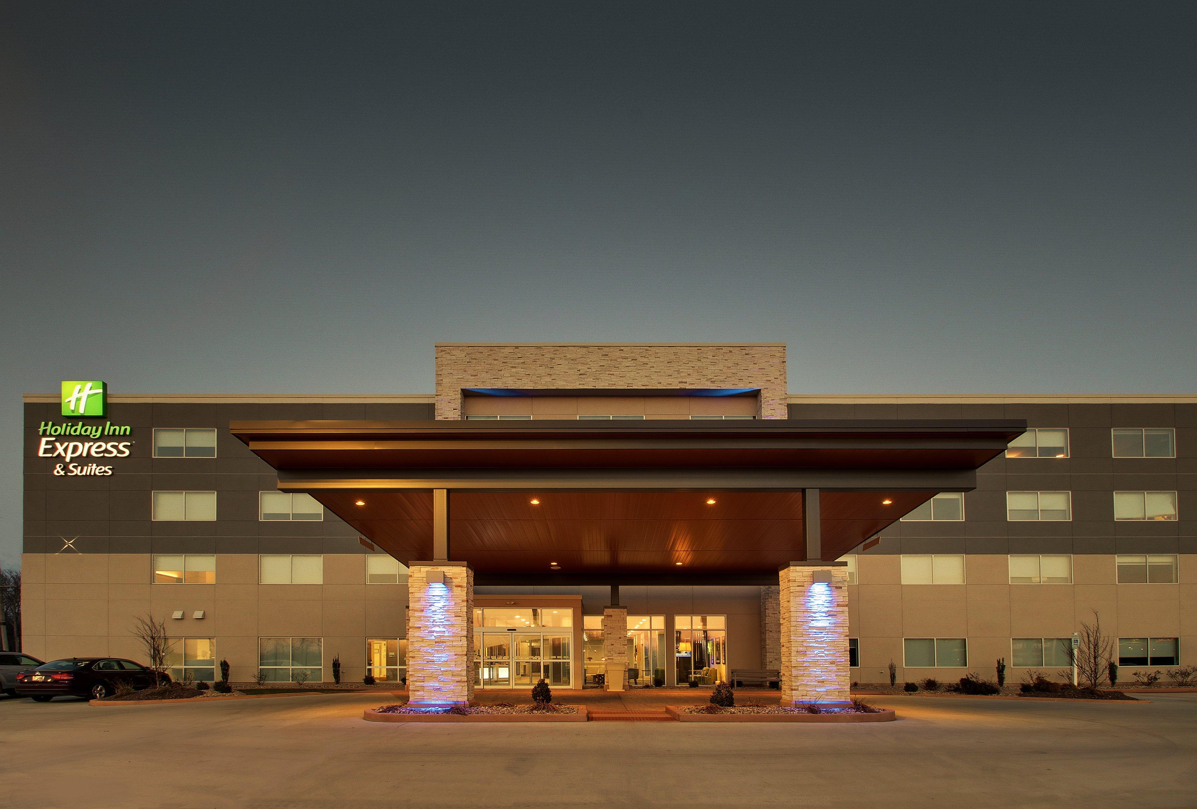 Holiday Inn Express & Suites - Mount Vernon By Ihg Exterior foto