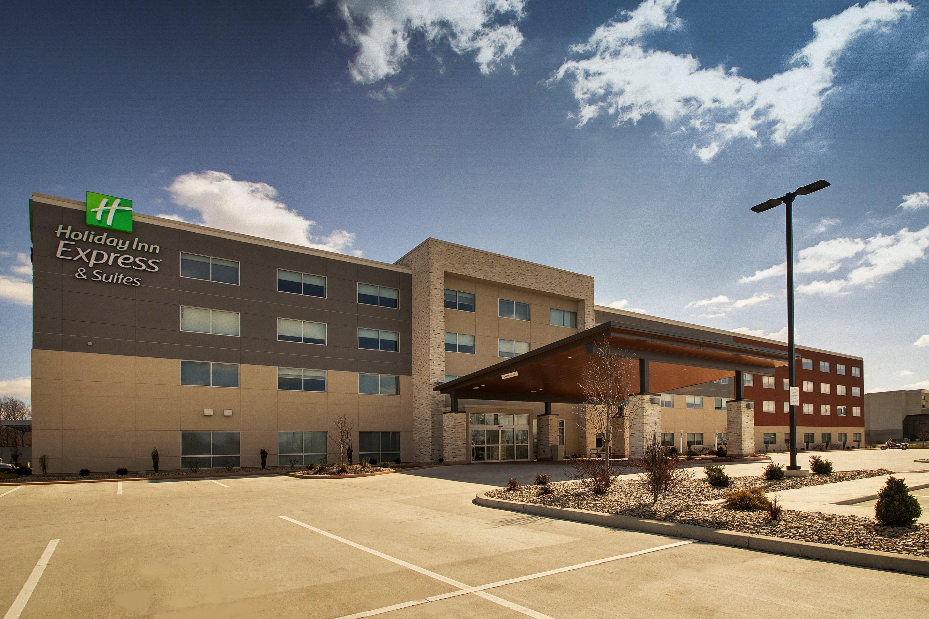 Holiday Inn Express & Suites - Mount Vernon By Ihg Exterior foto